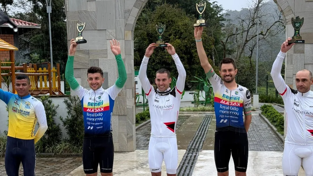 Volta de Jaraguá do Sul reúne cerca de 130 ciclistas e serve de preparação para a Volta de Santa Catarina