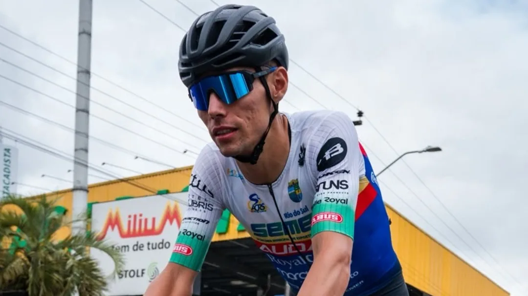 ACRS Cycling Team celebra destaque nacional após atualização do ranking da Confederação Brasileira de Ciclismo
