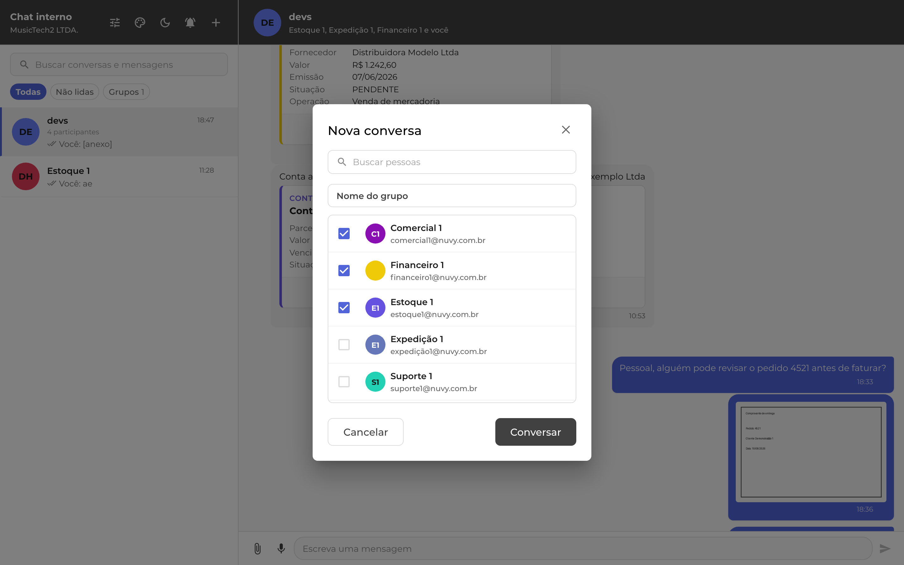 Chat interno, janela Nova conversa: seleção dos participantes e campo Nome do grupo, que transforma a conversa em grupo