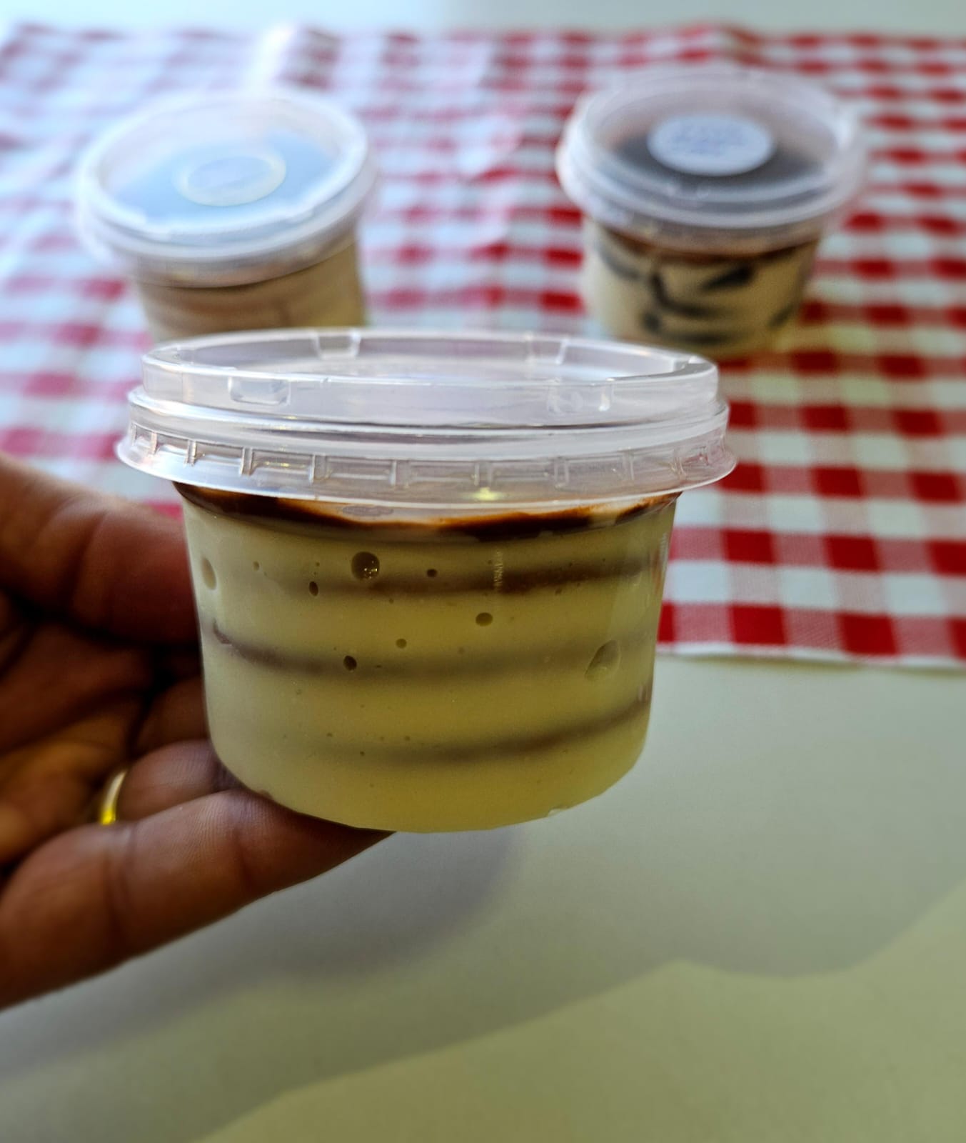 Pavê de ninho com ganache